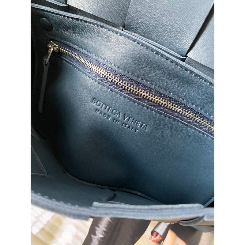 Bottega Veneta Bag Dupe 2108SF0226