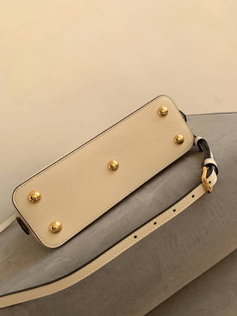 Gucci Horsebit Bag Dupe 1955 Small GG Supreme Grainy Leather Handle Bag Replica White 621220
