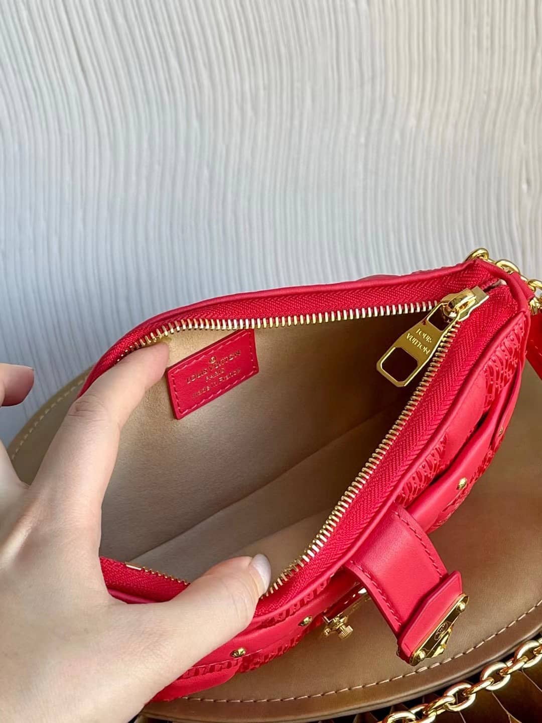 Louis Vuitton Pochette Troca Red M59049 Replica Crossbody Bag