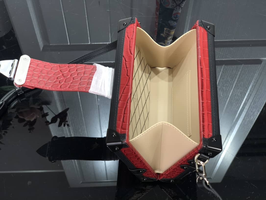 Louis Vuitton Petite Malle Brilliant Alligator Leather Replica Handbag Red N93817