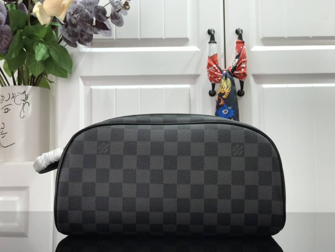 Louis Vuitton King Size Toiletry Bag Replica Black M47528