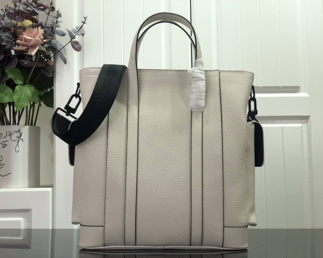 Louis Vuitton Christopher Tote Replica M58479