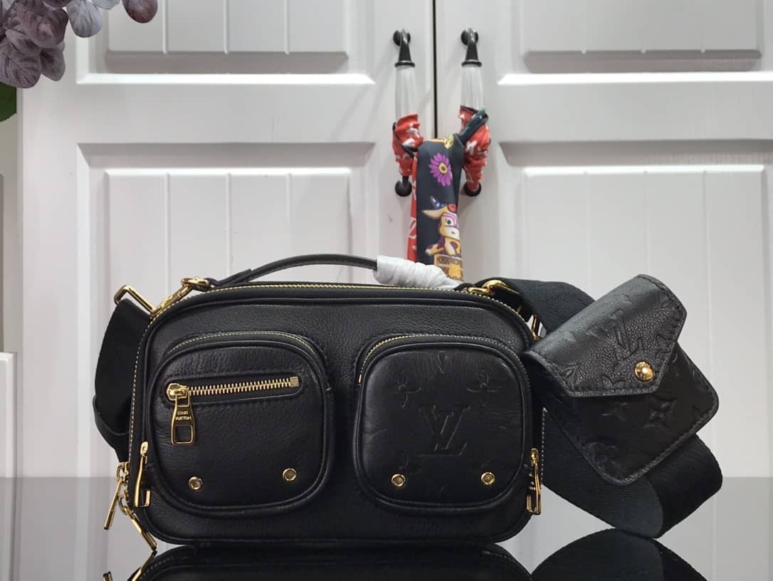 Louis Vuitton Utility Black Replica Crossbody Bag M80450