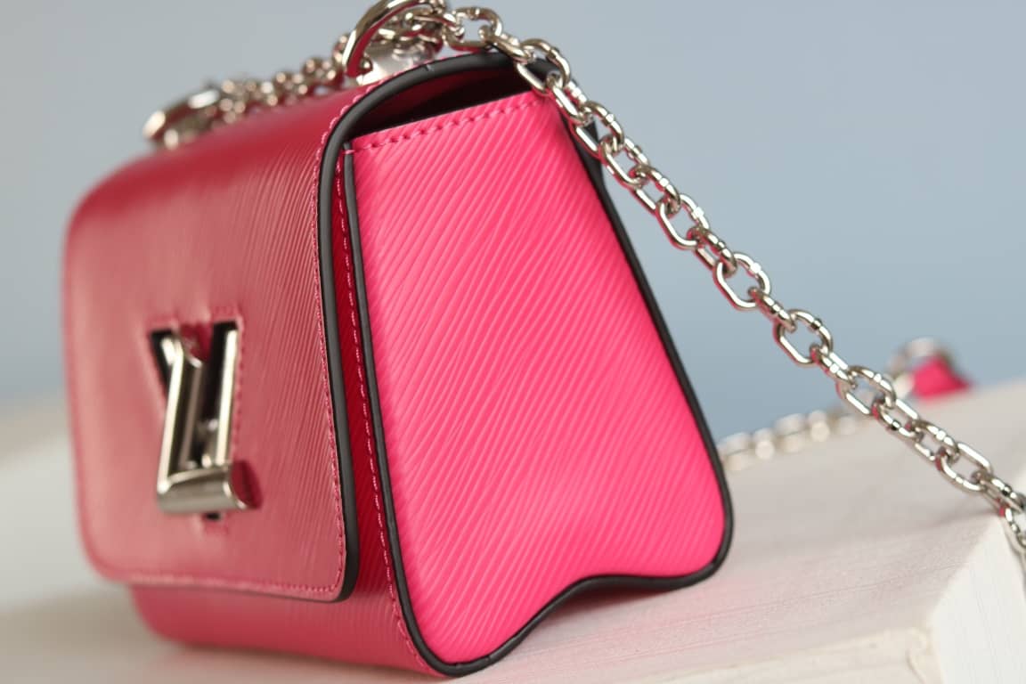 Louis Vuitton Replica Twist MM Epi Leather Bag Red