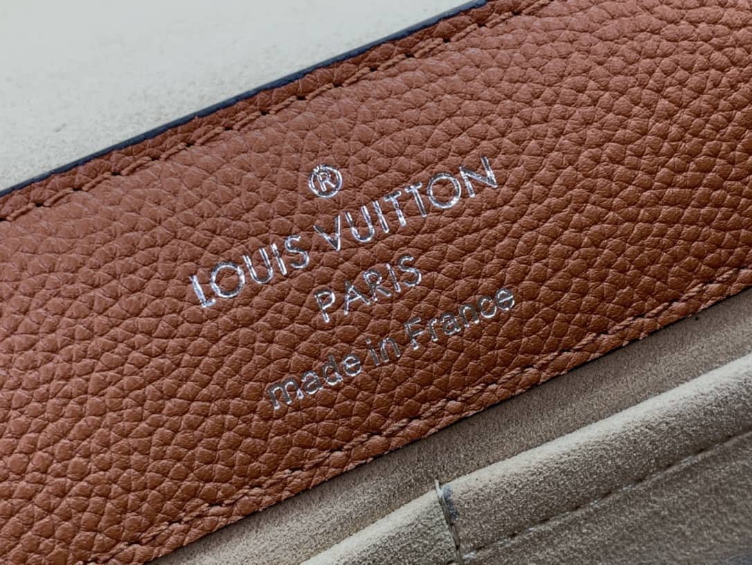 Louis Vuitton Lock Me Ever 2Way Bag Replica M52787