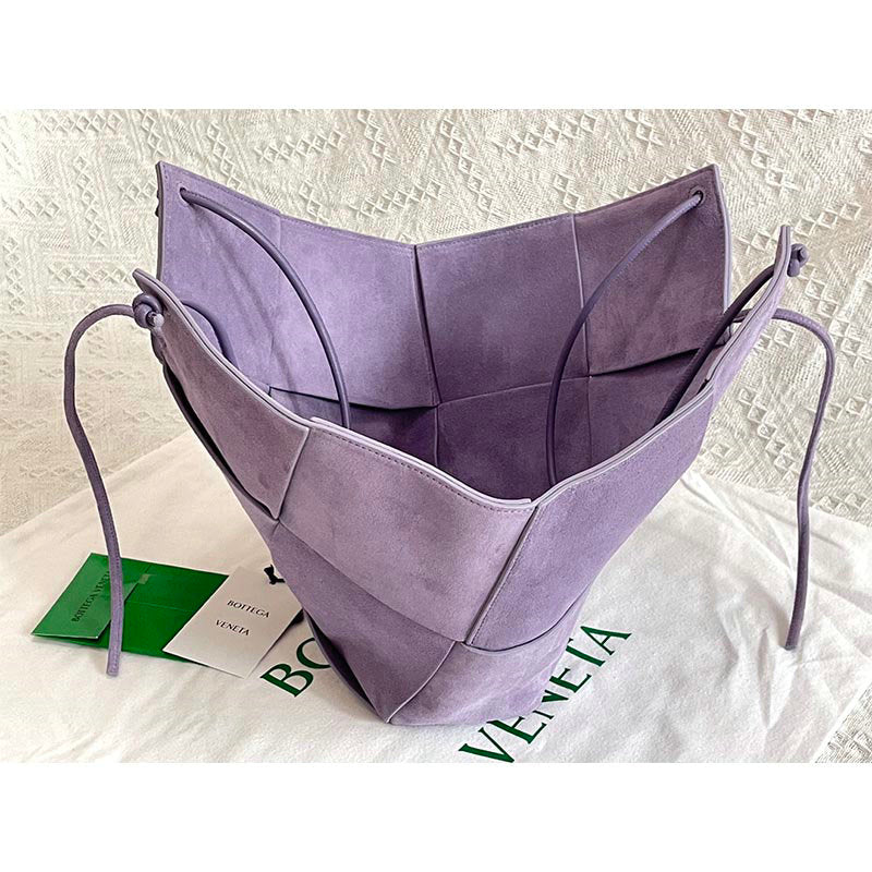 Bottega Veneta Bag Dupe 2108SF0157