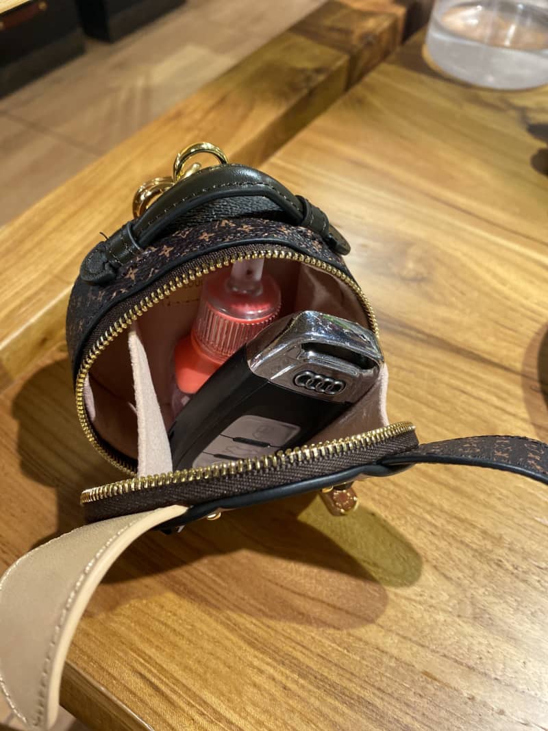 LV Bag Charm Dupe Puppy Supple Key Holder Hat Box  M80254(ColaReps)