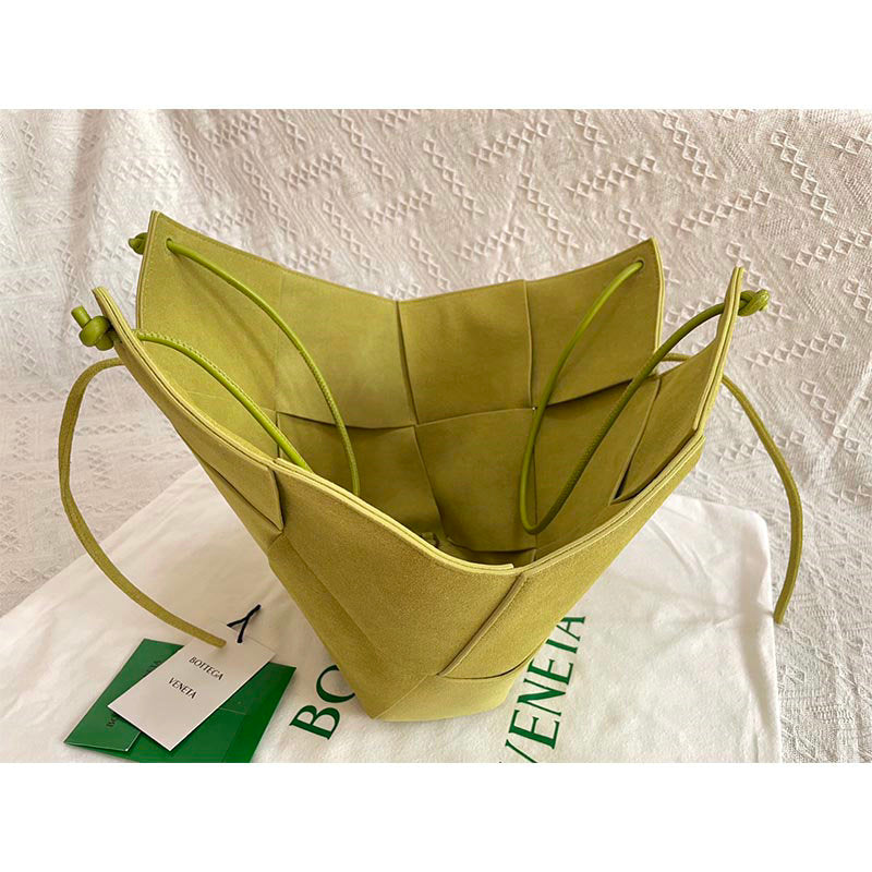 Bottega Veneta Bag Dupe 2108SF0156