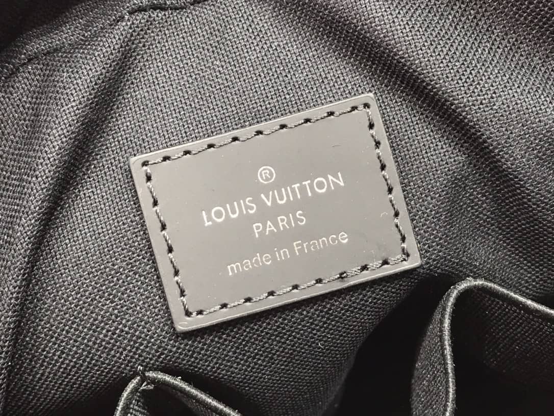 Louis Vuitton Monogram Eclipse Toiletry Pouch M43383