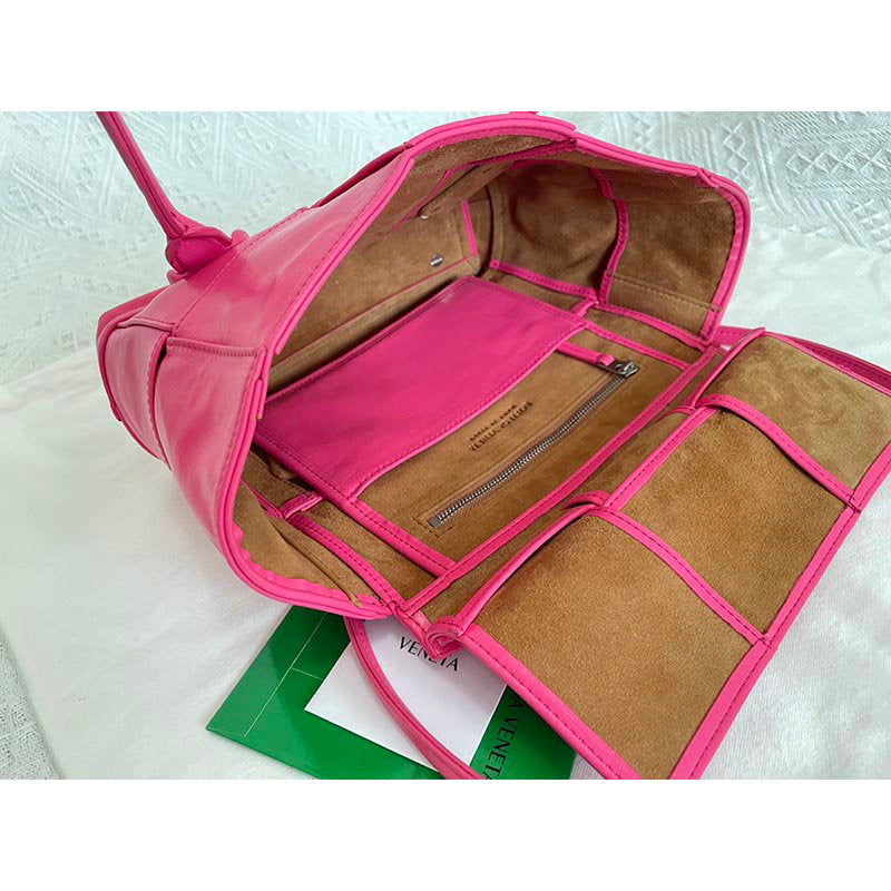 Bottega Veneta Dupe Bag 2108SF0085