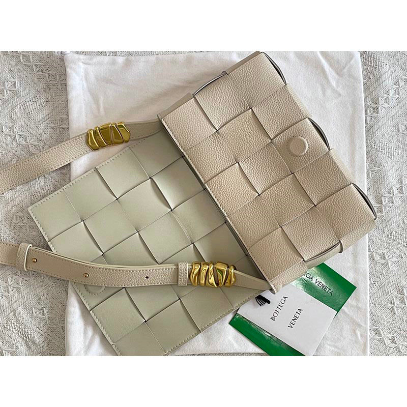 Bottega Veneta Bag Dupe 2108SF0180