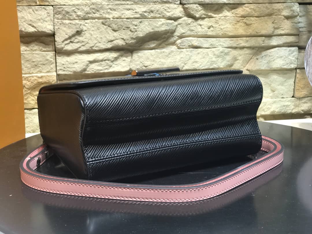 Louis Vuitton Twist MM Bag Black M50296 Replica