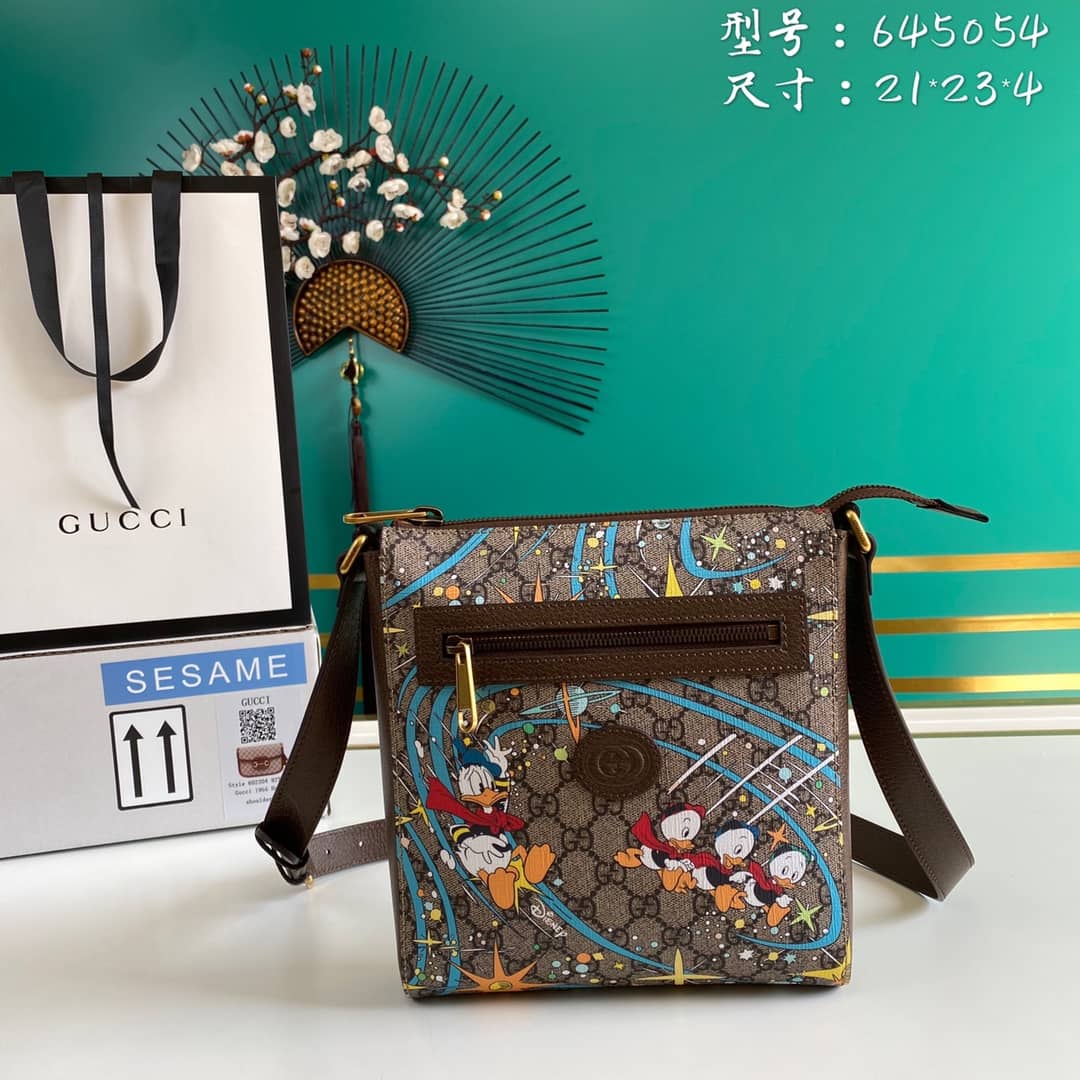 Gucci x Disney Donald Duck Messenger Bag Replica 645054