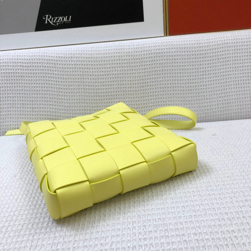 Bottega Veneta Dupe Bag 2108SF0147