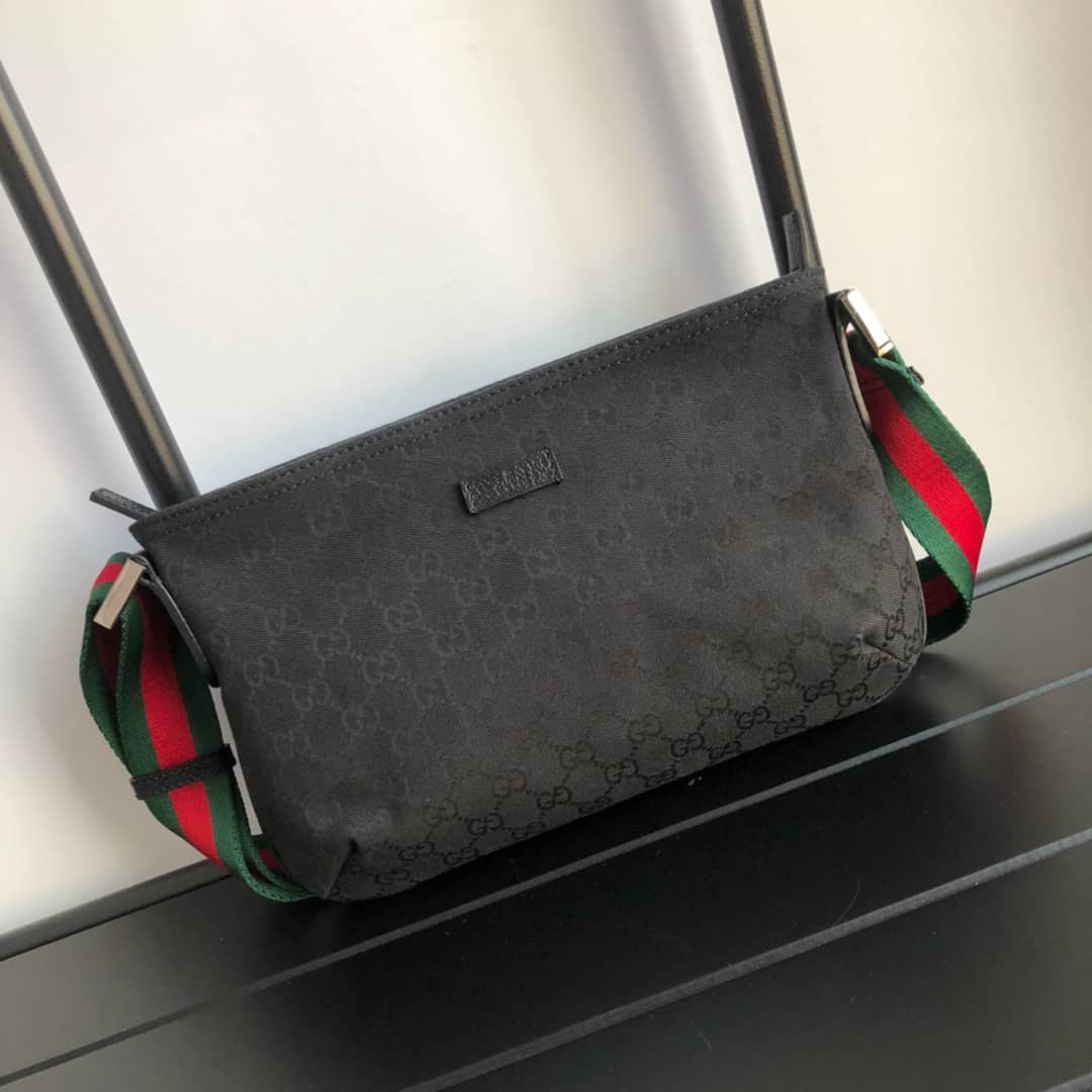Gucci GG Canvas Shoulder Bag Replica Black 189749