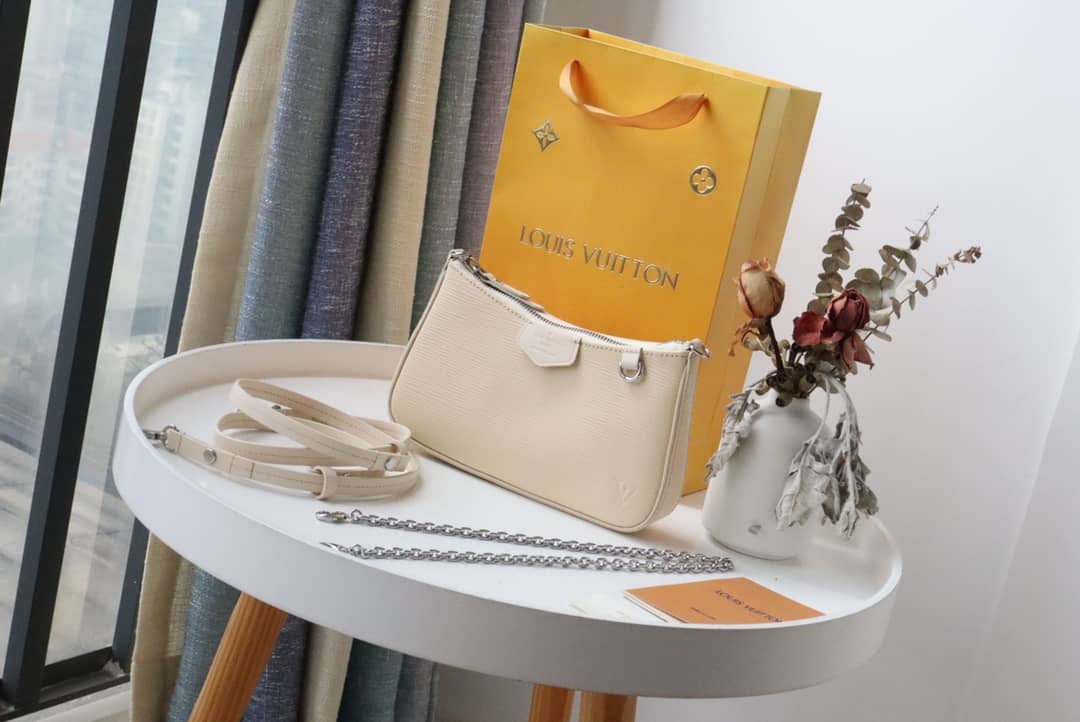 Louis Vuitton Easy pouch 2way Epi Replica Crossboy Bag White M80483