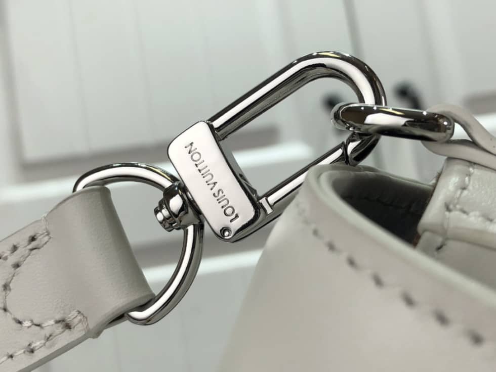 Louis Vuitton Swing Handbag White M20393 Replica Shoulder Bag