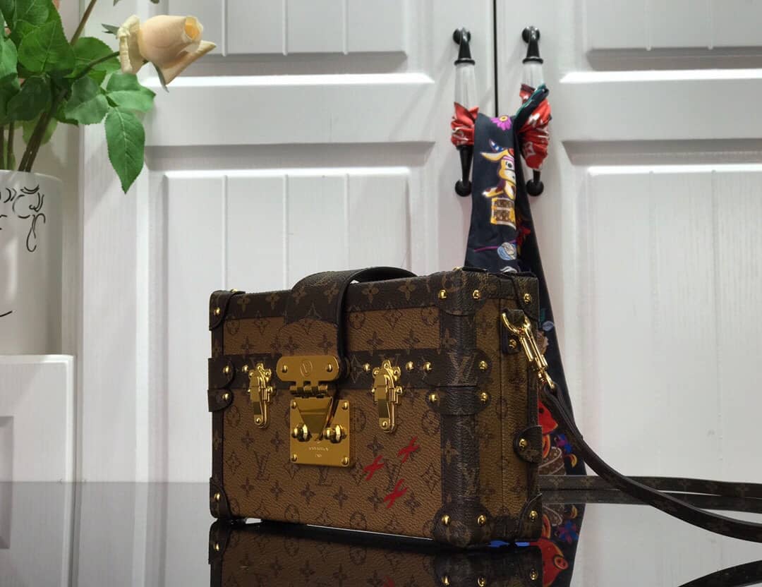 Louis Vuitton Petite Malle Trunk M94219 Replica Shoulder Bag