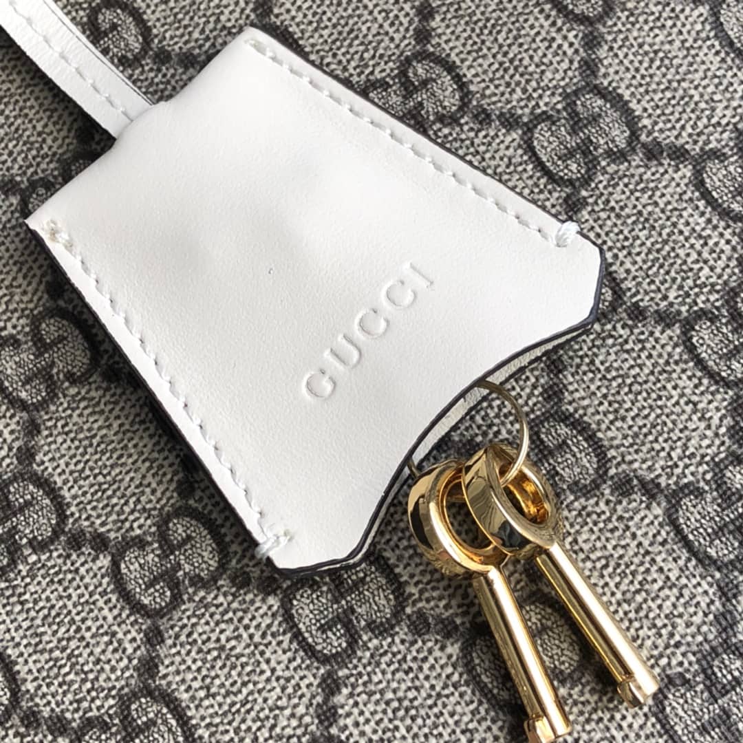 Gucci Padlock Medium GG Supreme Shoulder Bag Replica Gray White 479197