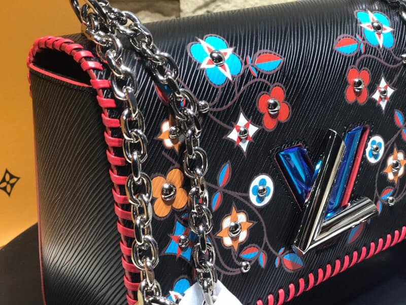 Louis Vuitton Twist MM AAA Fake Leather Chain Shoulder Bag