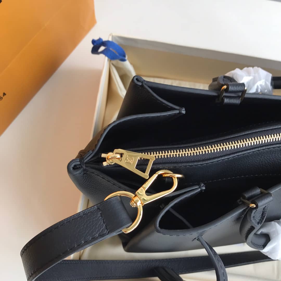 Louis Vuitton Lockmeto Leather Tote Replica Black M54569