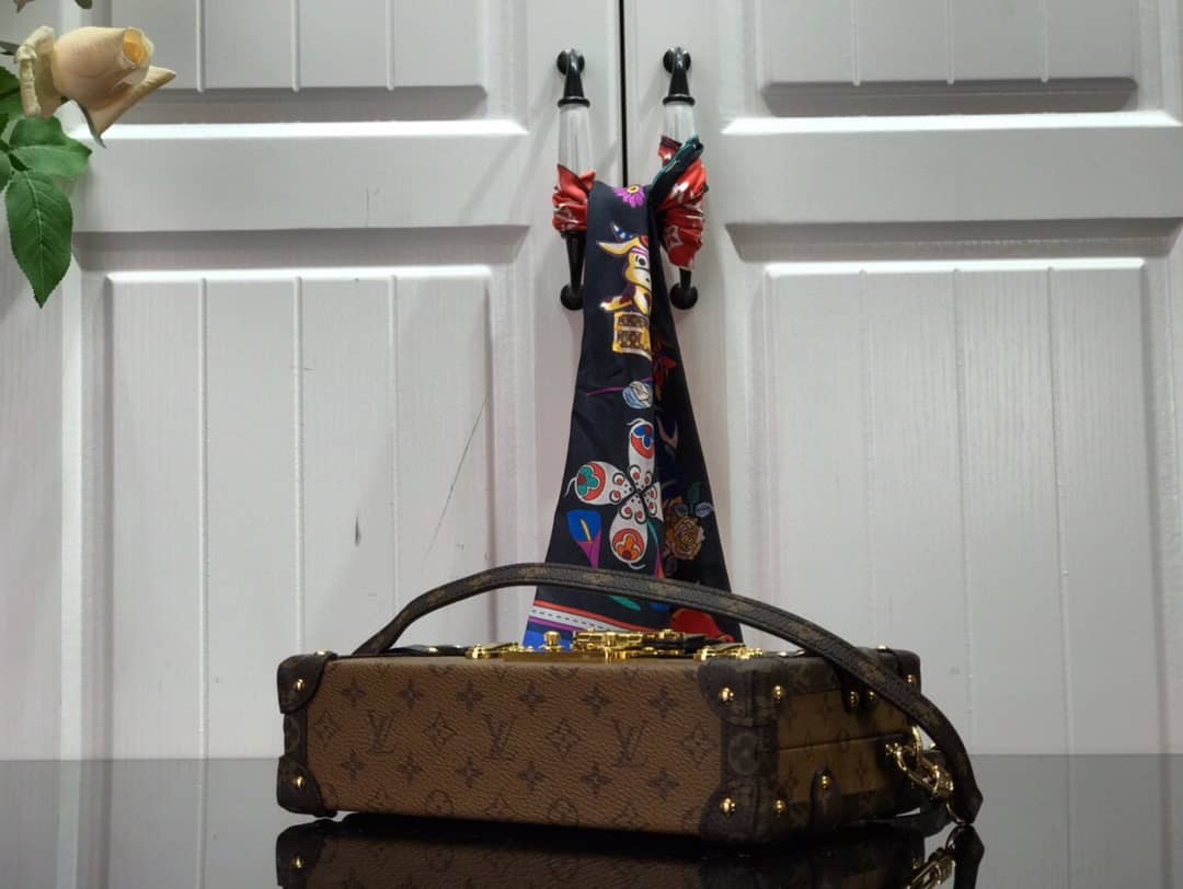 Louis Vuitton Petite Malle Trunk M94219 Replica Shoulder Bag