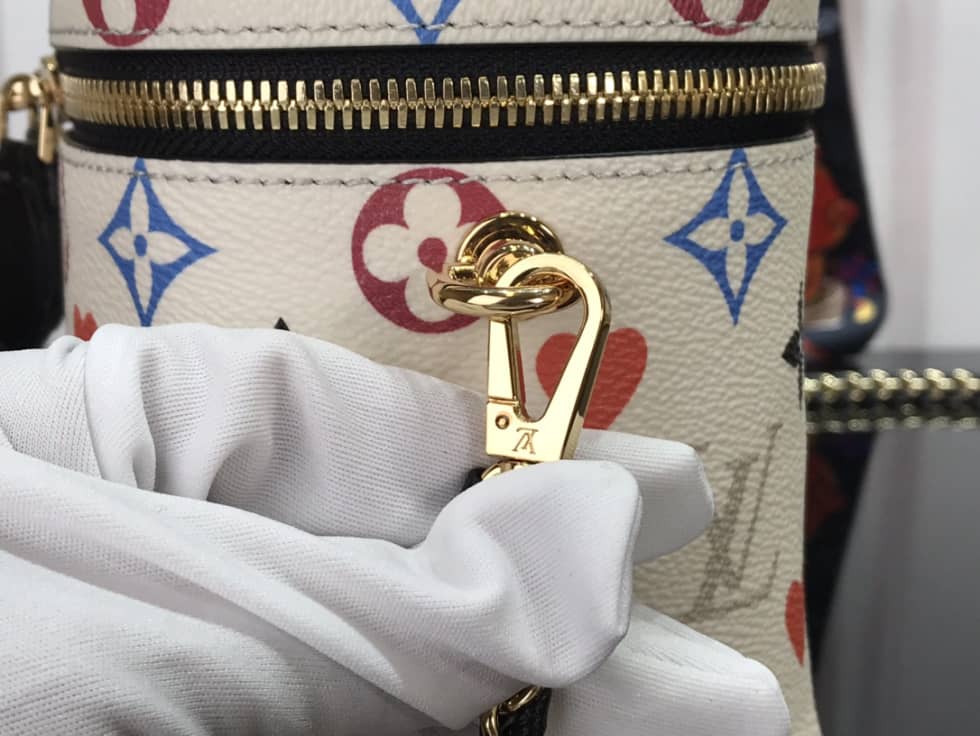 Louis Vuitton Game On Vanity PM M57482 Replica