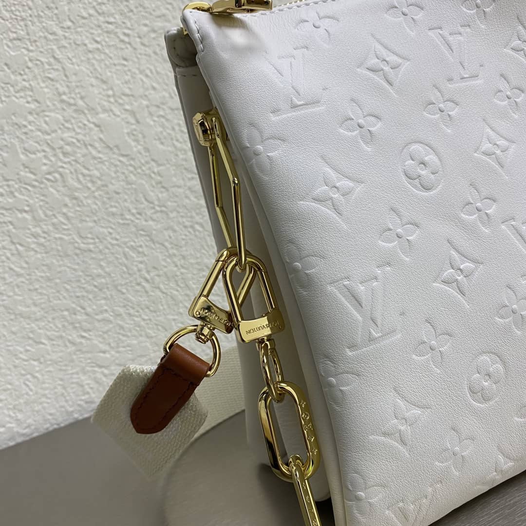 Louis Vuitton 7 Star Chain Clutch Bag White