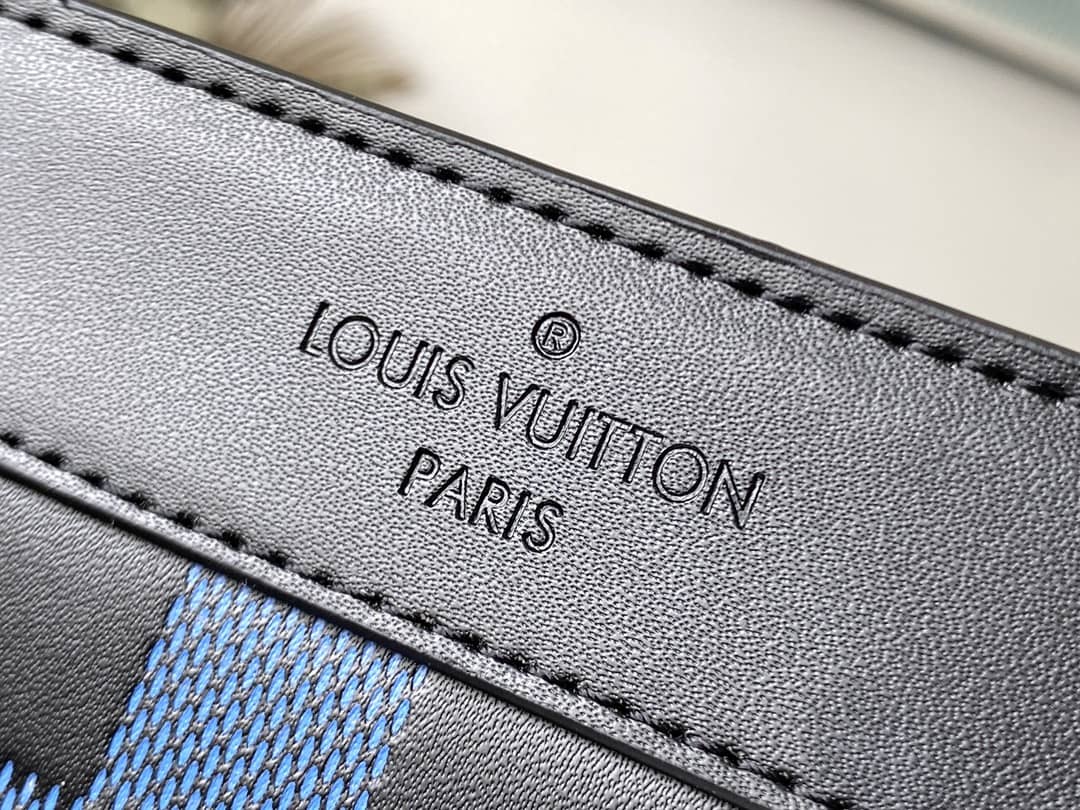 Louis Vuitton Damier 3D Cowhide Leather Standing Replica Pouch N60448