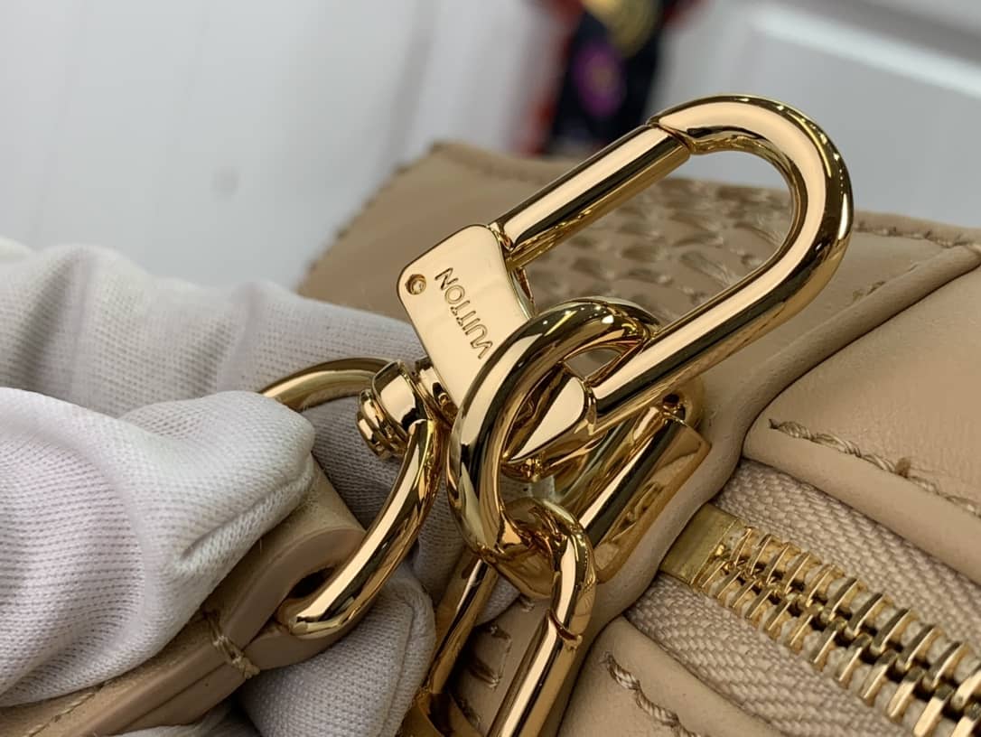 Louis Vuitton Damier Quilt Lambskin Troca MM H27 Replica Bag Apricot M59114