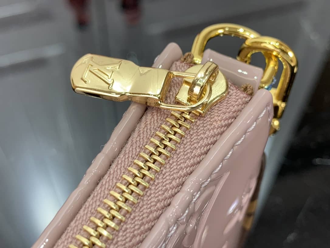 Louis Vuitton Pochette Dupe Monogram Vernis Accessories Replica Pouch Pink M58009
