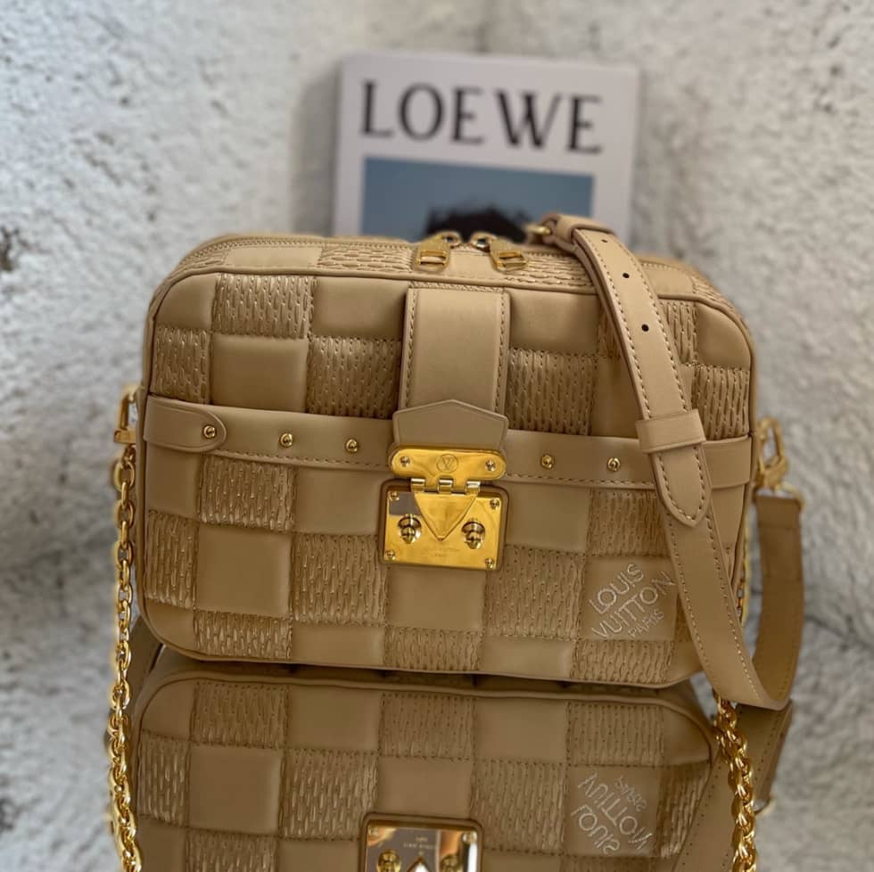 Louis Vuitton Troca MM Beige M59111 Replica Camera Bag