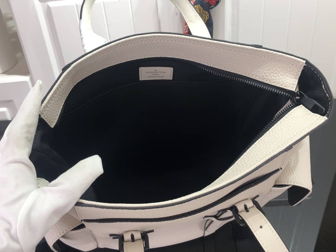 Louis Vuitton Christopher Tote Replica M58479