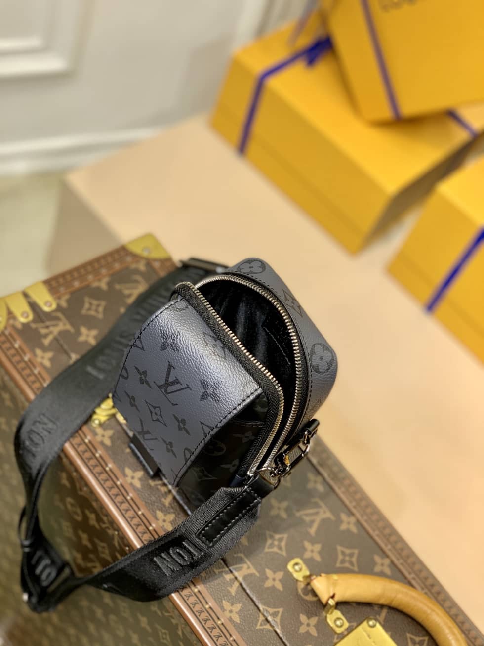 Louis Vuitton x Nigo Flap Double Pouch Gery M81005 Replica Phone Bag