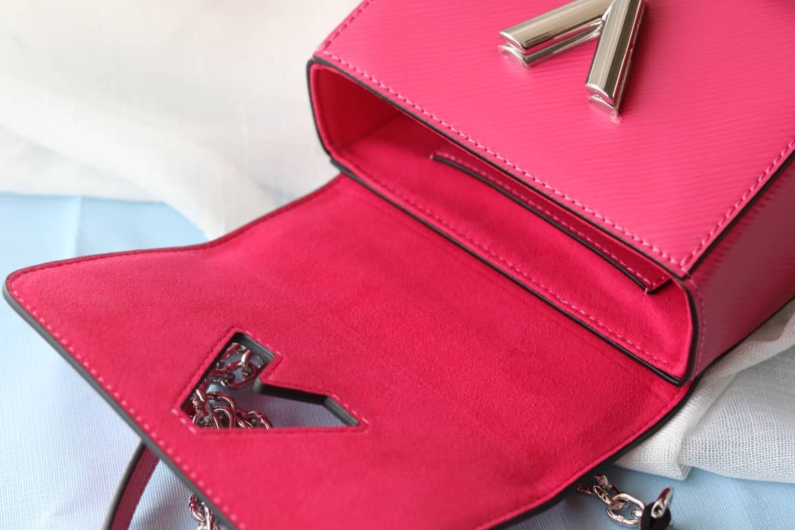 Louis Vuitton Replica Twist MM Epi Leather Bag Red