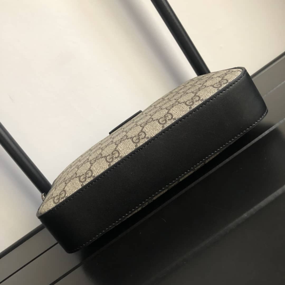 Gucci GG Supreme Wash Bag Replica Brown 495562