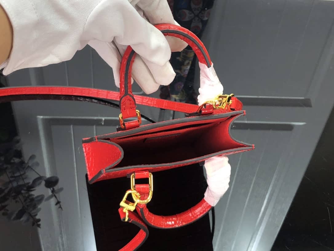 Louis Vuitton Petit Sac Plat Flat Shoulder Bag Replica Red M80169