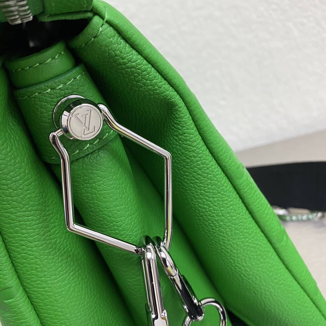 Cheap Louis Vuitton Chain Clutch Bag Green Online