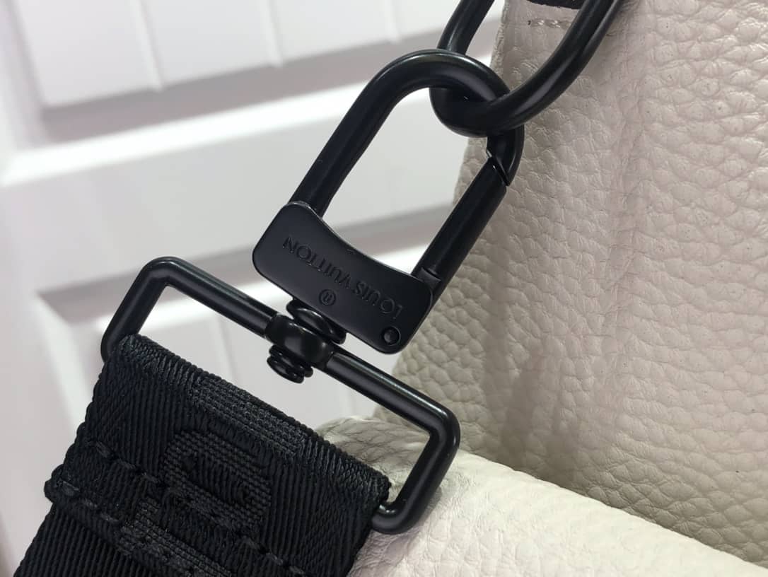 Louis Vuitton Christopher Tote Replica M58479