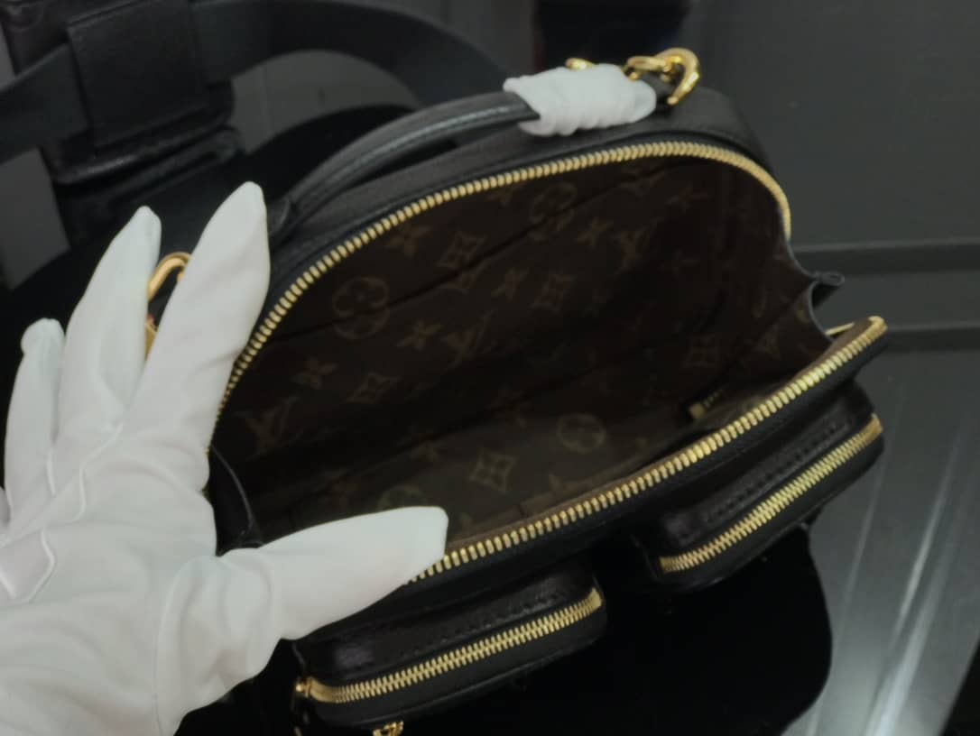 Louis Vuitton Utility Black Replica Crossbody Bag M80450