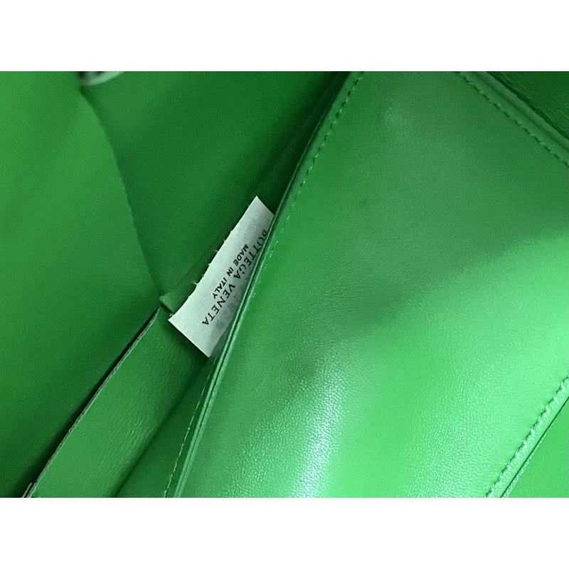 Bottega Veneta Bag Dupe 2108SF0259