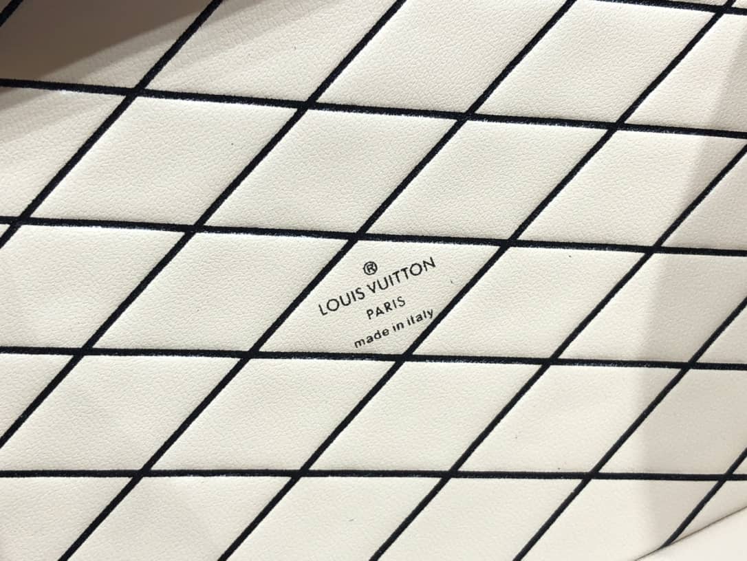 Louis Vuitton Petite Malle Brilliant Alligator Leather Replica Handbag Red N93817