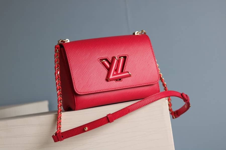 Louis Vuitton Twist MM Chain Leather Replica Bag Red M50282