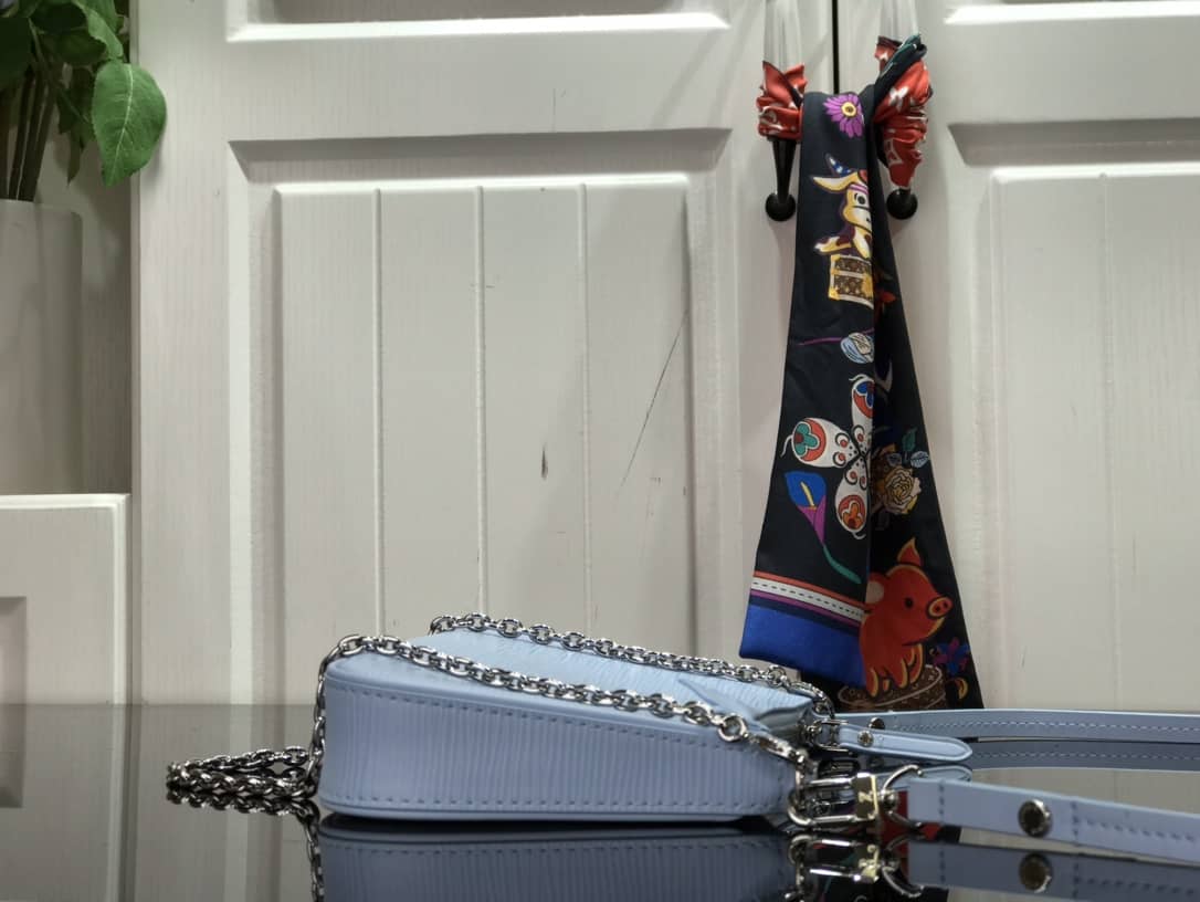 Louis Vuitton Epi Easy Pouch On Strap Replica Bag Blue M80471