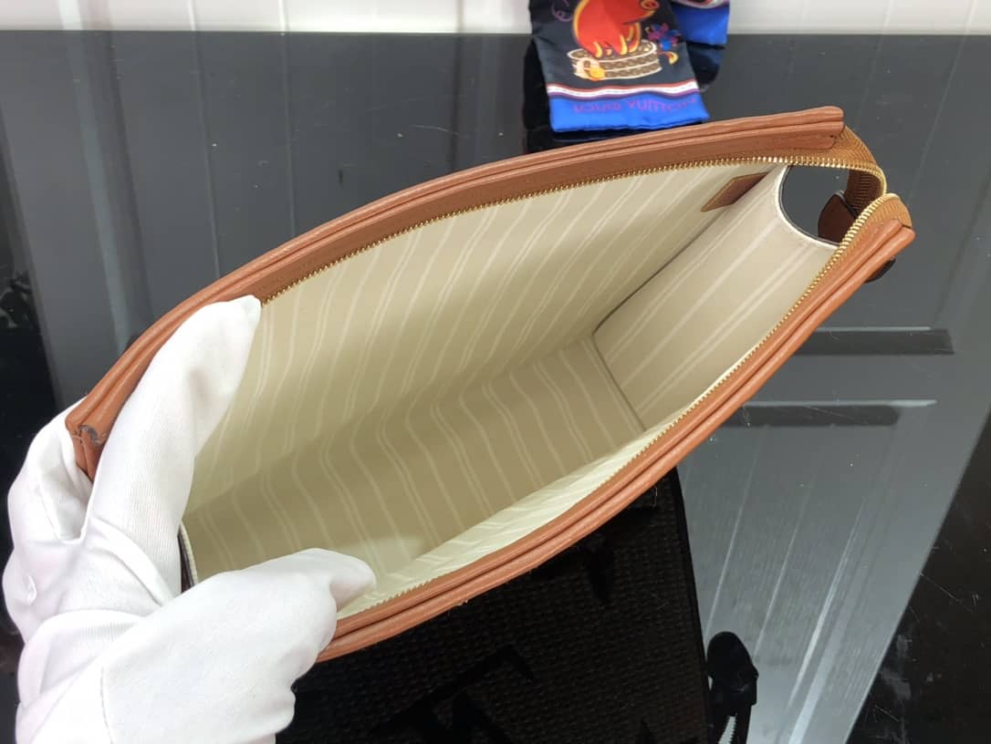 Louis Vuitton Monogram Giant Raffia Toiletry 26 Cosmetic Bag