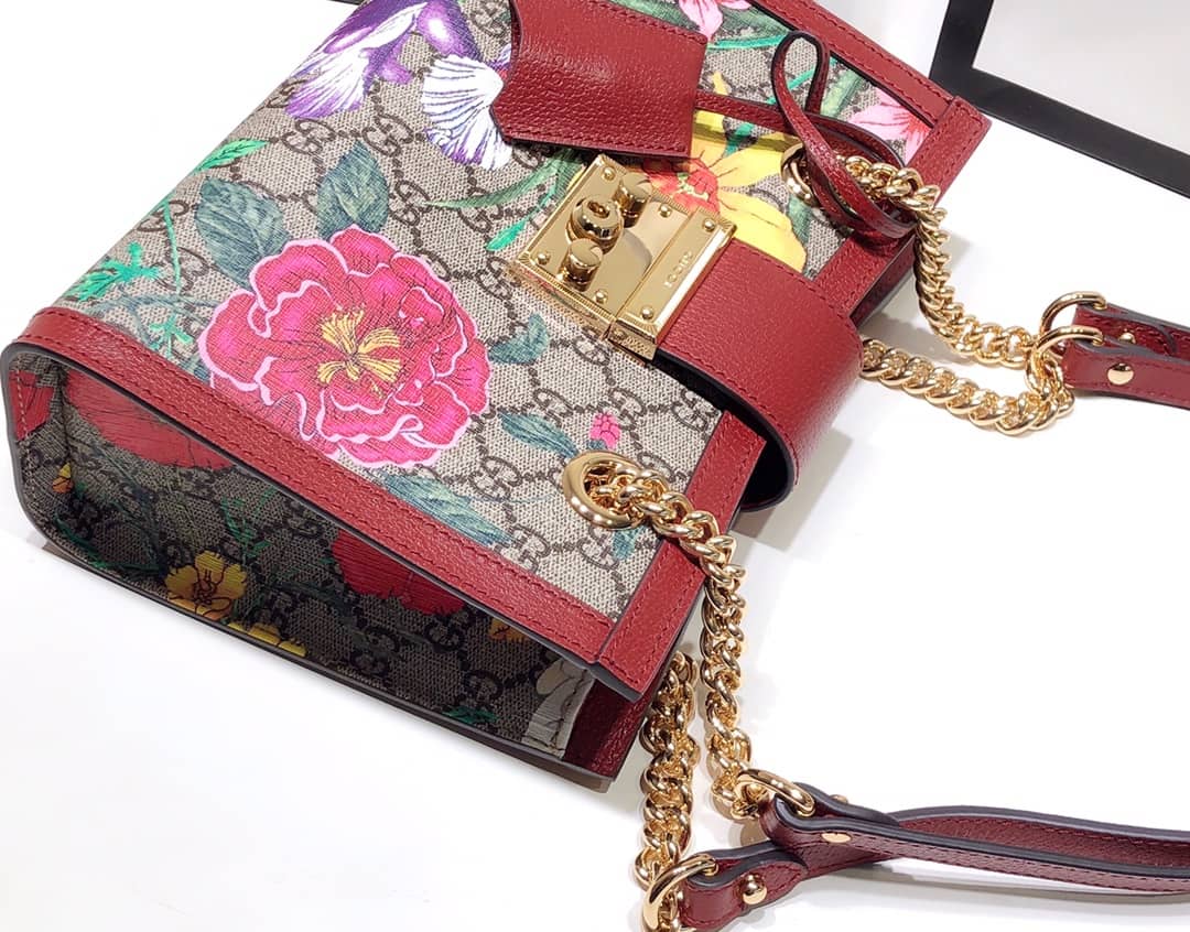 Gucci Padlock Small GG Supreme Canvas Shoulder Bag Replica Red 498156