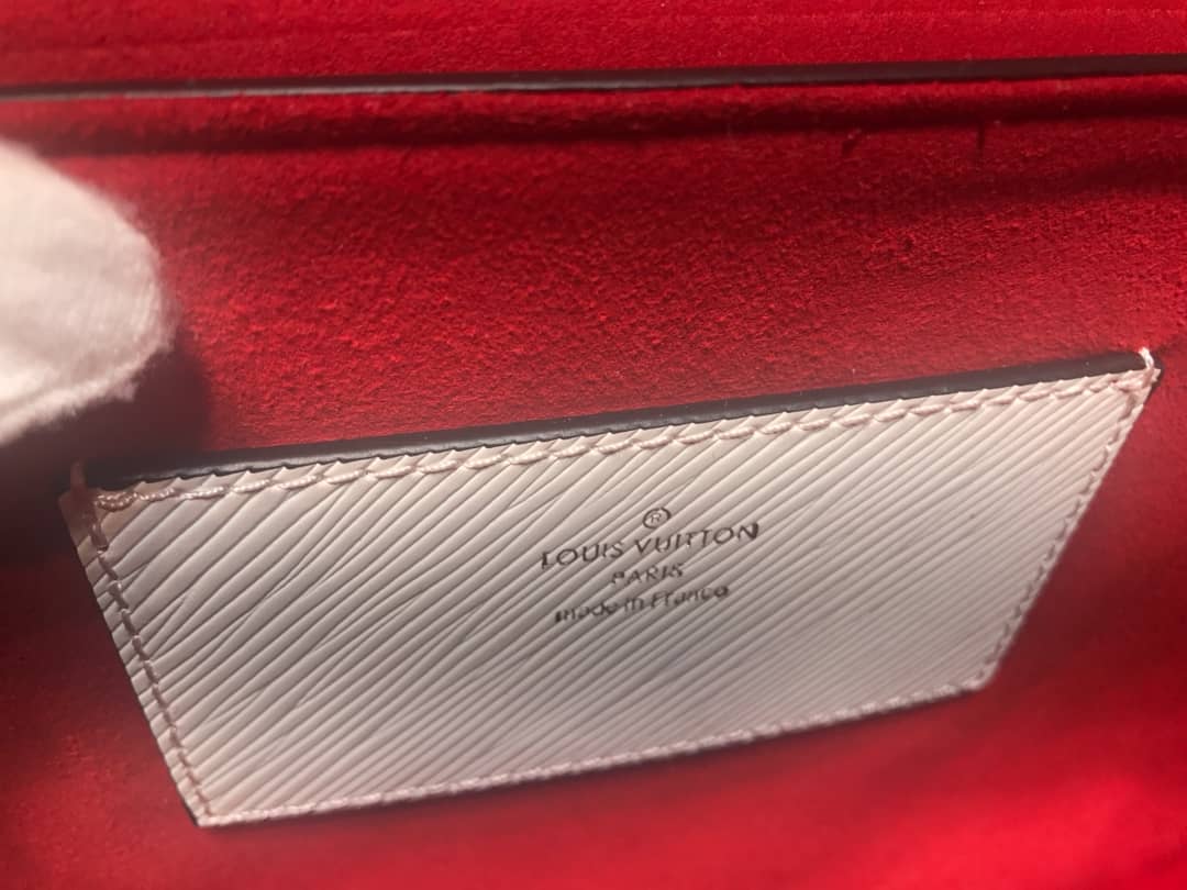 Louis Vuitton Twist MM Bag White M50296 Replica