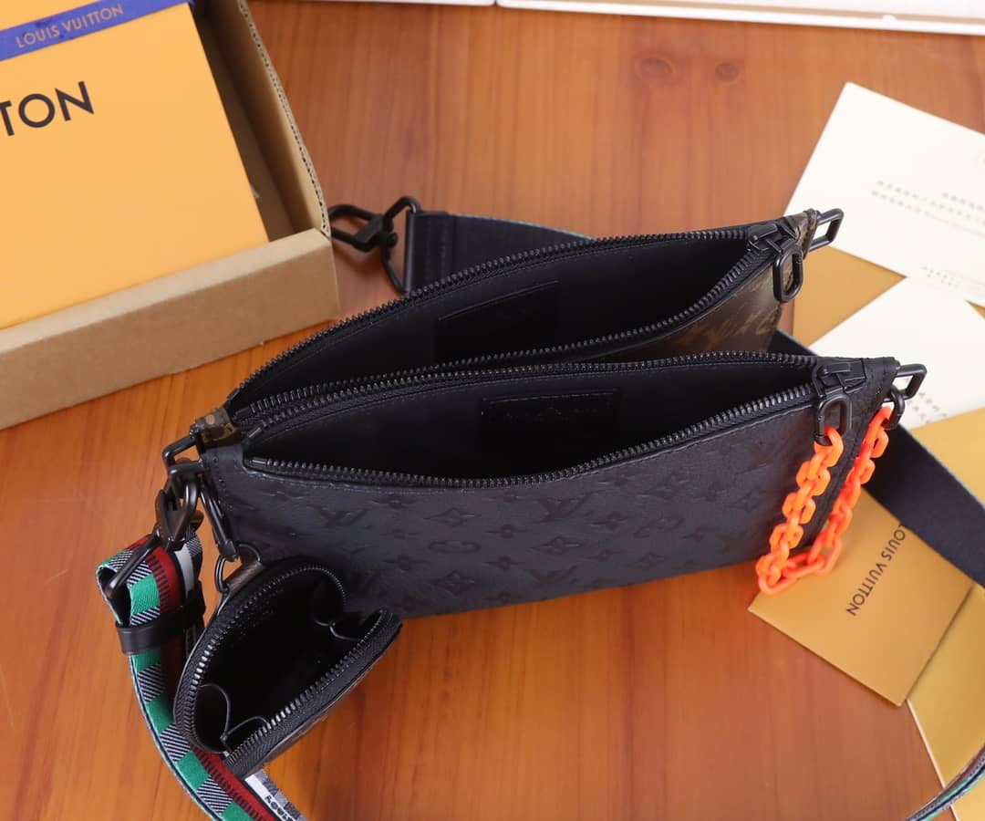 Louis Vuitton Trio Pouch Taurillon M59681 Replica