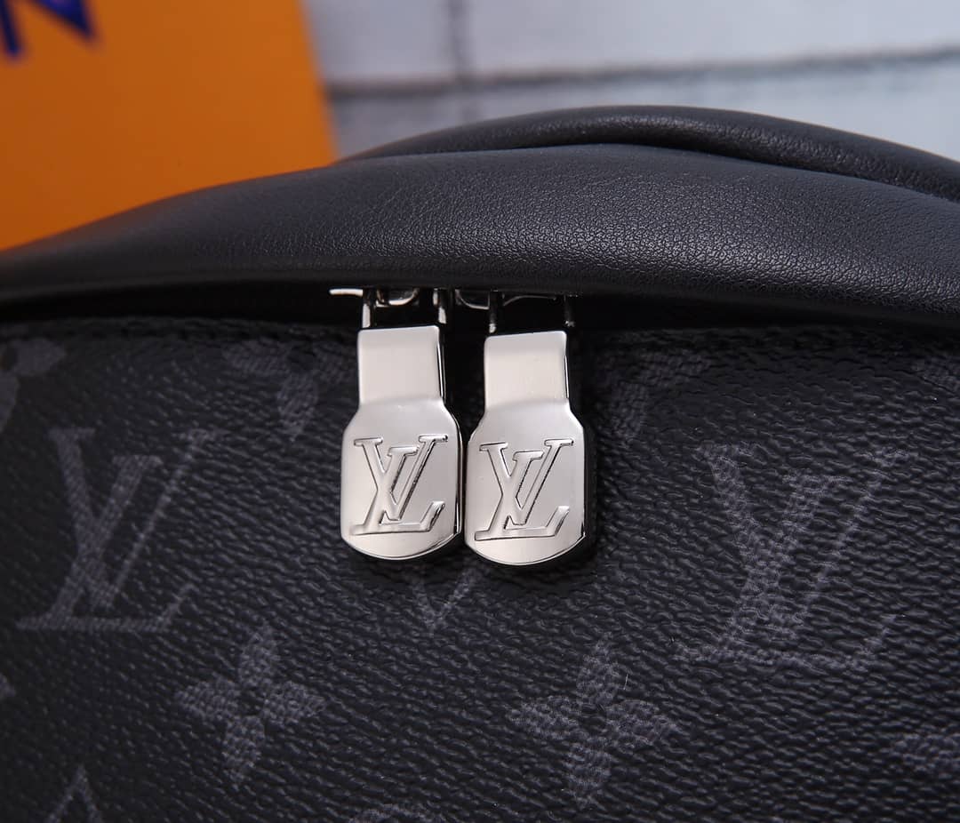 Louis Vuitton Monogram Eclipse Discovery Replica Waist Bag Black M44336