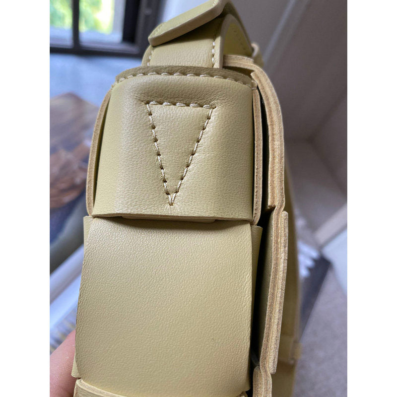 Bottega Veneta Bag Dupe 2108SF0221